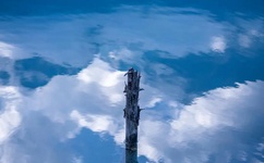 国产国拍亚洲精品av麻豆